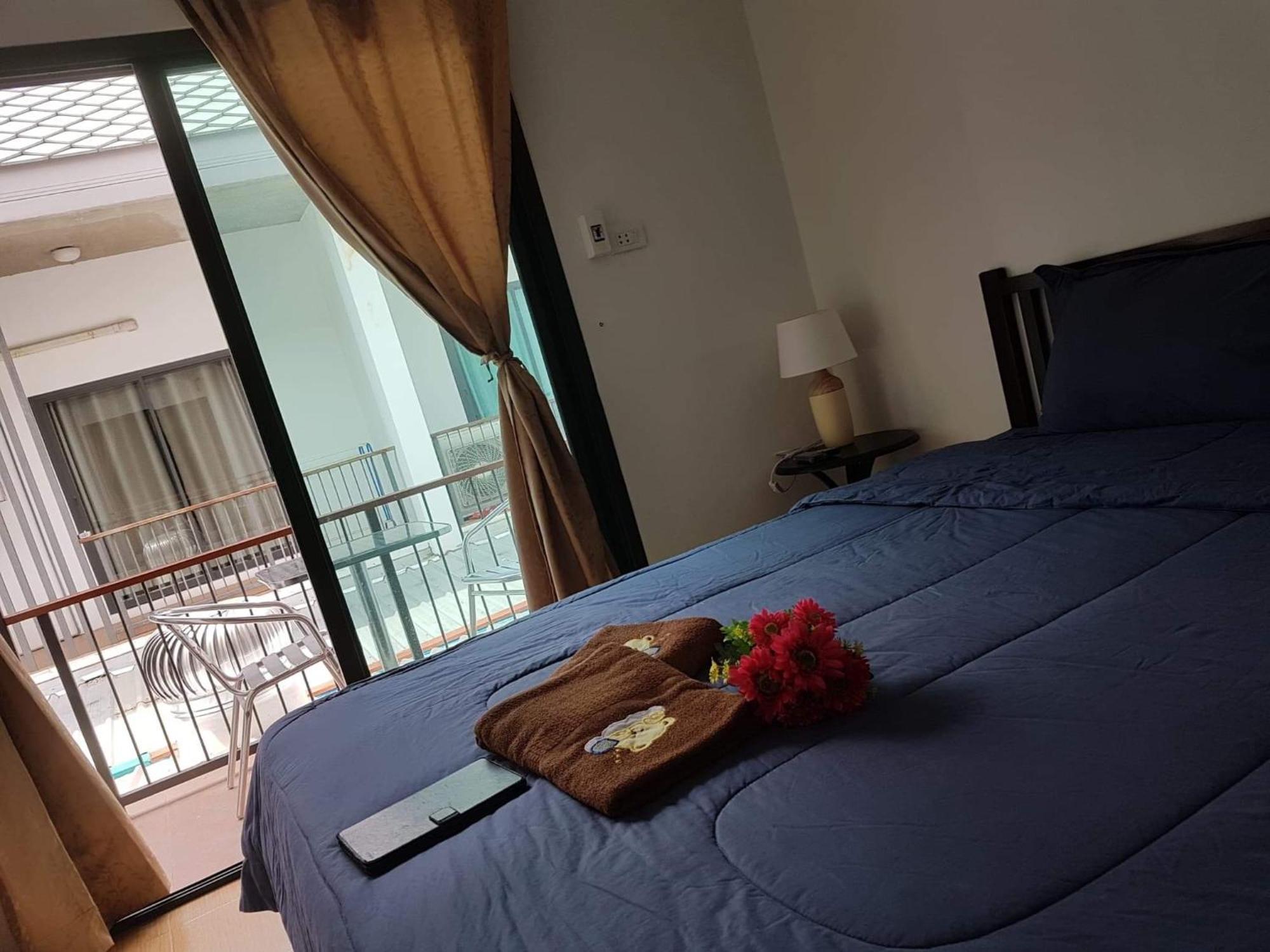 Amaretto Hostel Surat Thani Eksteriør billede