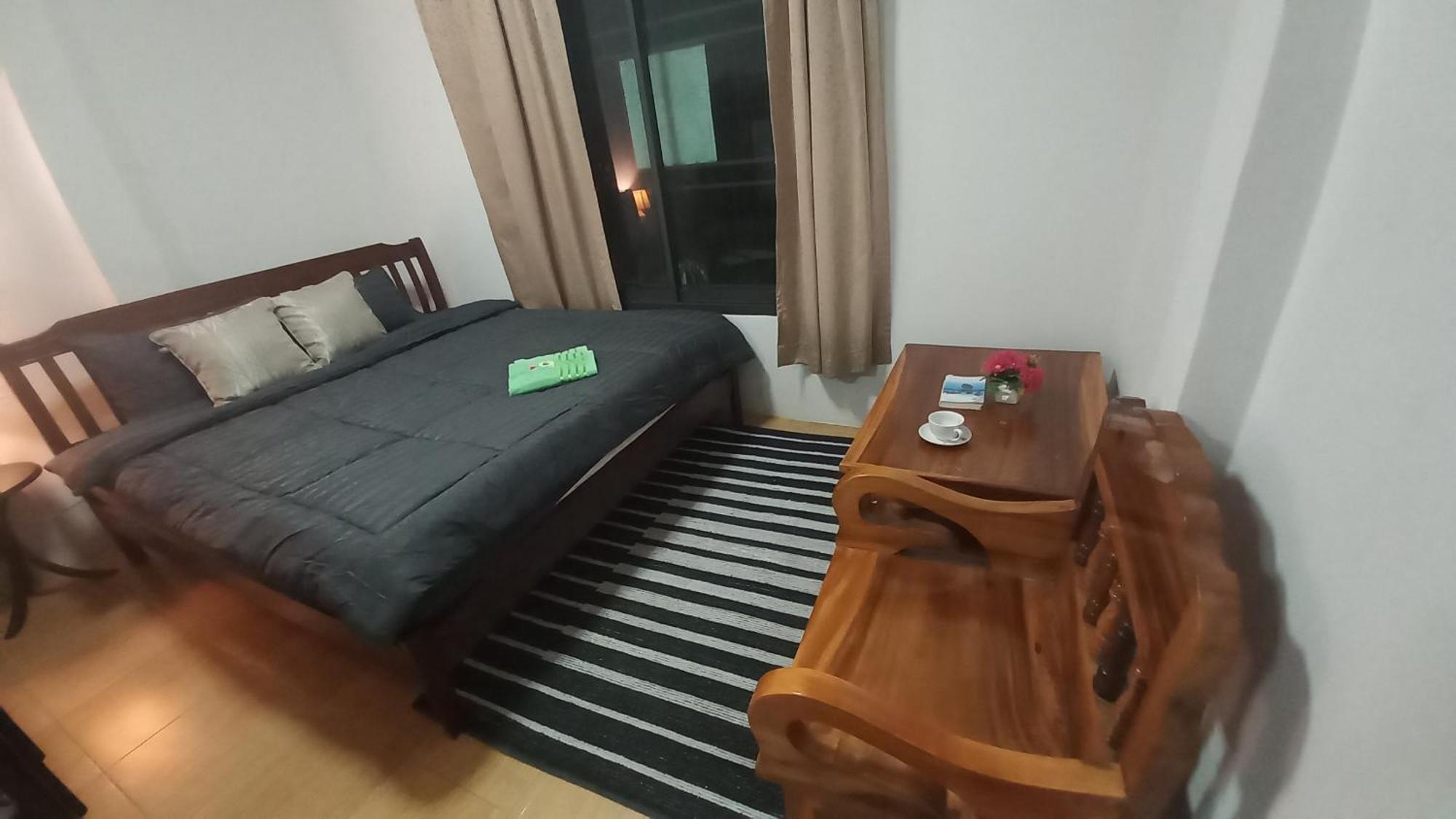 Amaretto Hostel Surat Thani Eksteriør billede